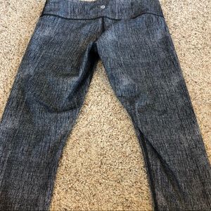 Lululemon crop leggings